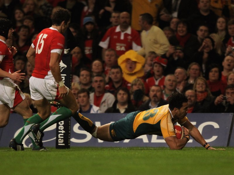 Digby Ioane apoya frente a Gales - Foto: Planet Rugby