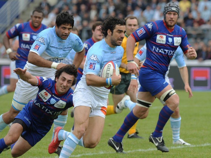 Yoann-Huget-for-Bayonne-against-Racing