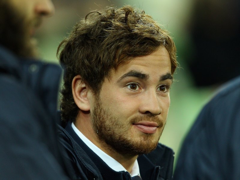 Danny-Cipriani-sat-on-bench-for-Rebels