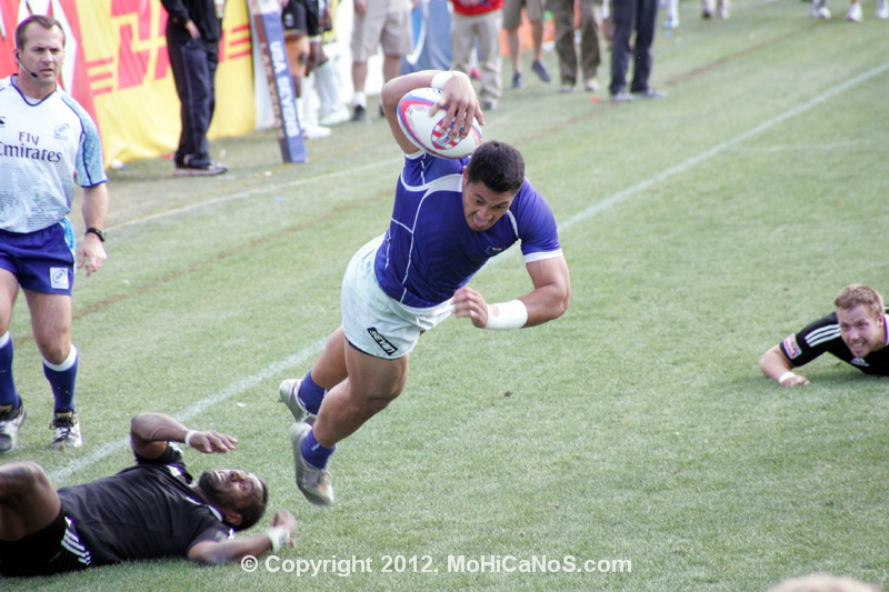 1_mohicanos_samoa-flyingtry-vegas-2012_001x800(2)