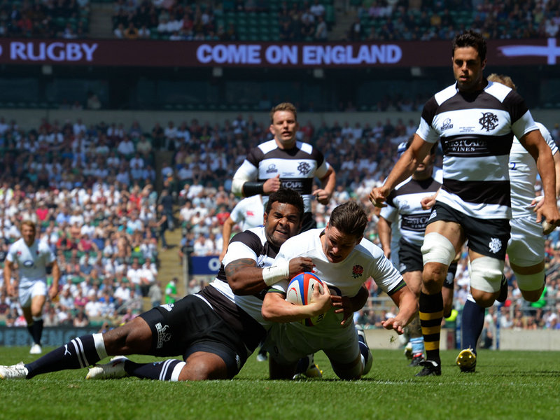 Freddie Burns - Inglaterra vs Barbarians - Foto: Planet Rugby